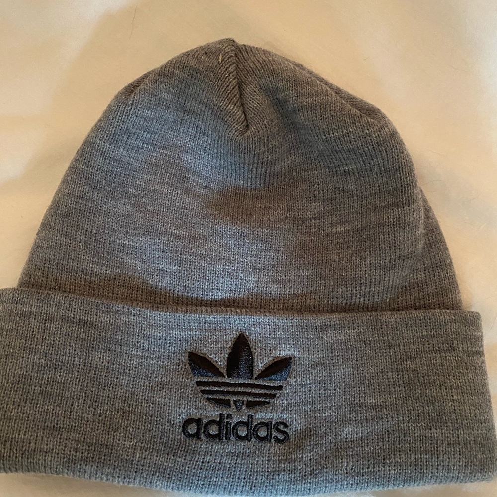 Adidas beanie
